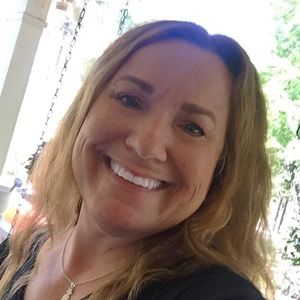 Meet your Posher, Cathi